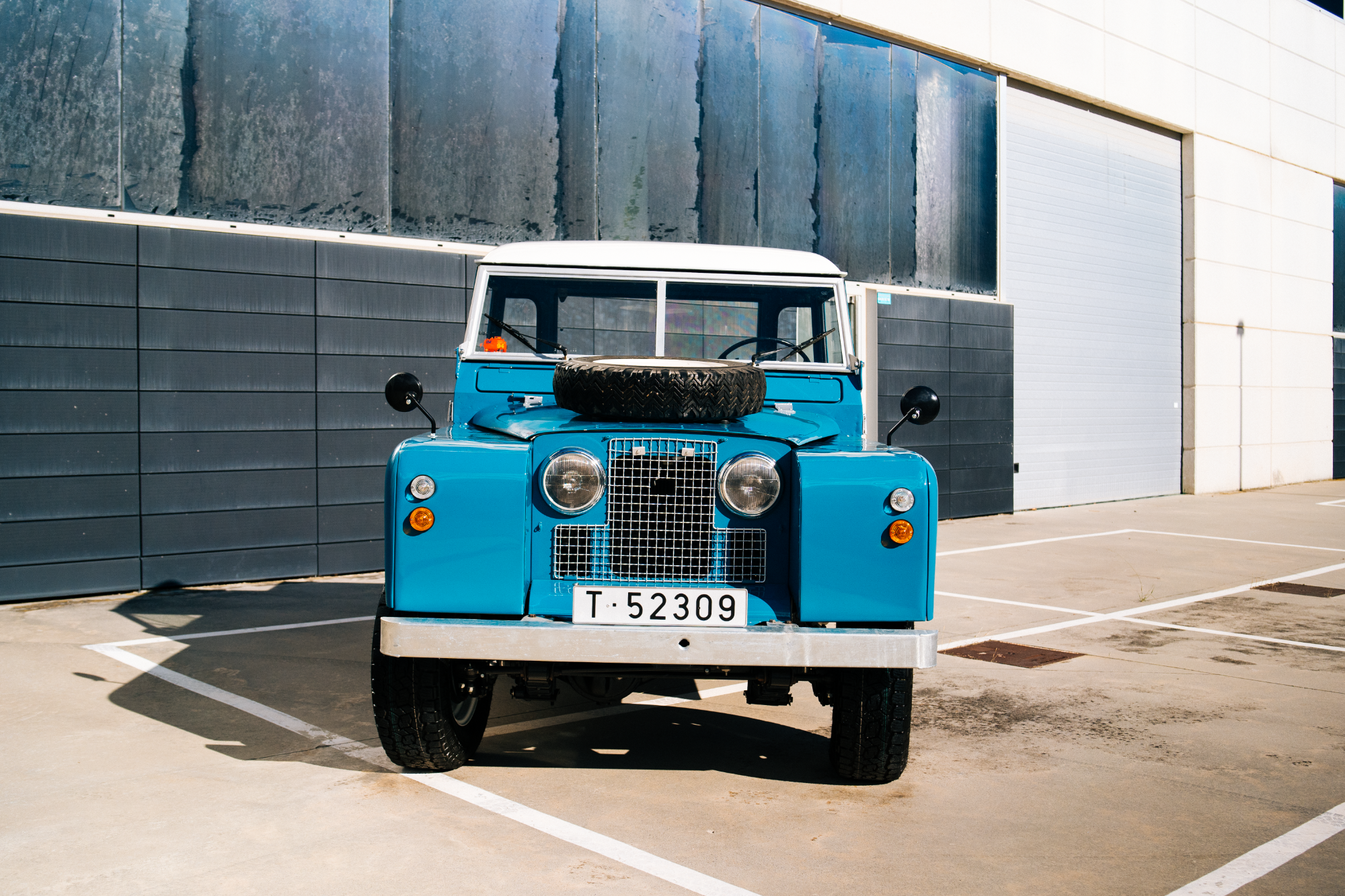 LAND ROVER SANTANA