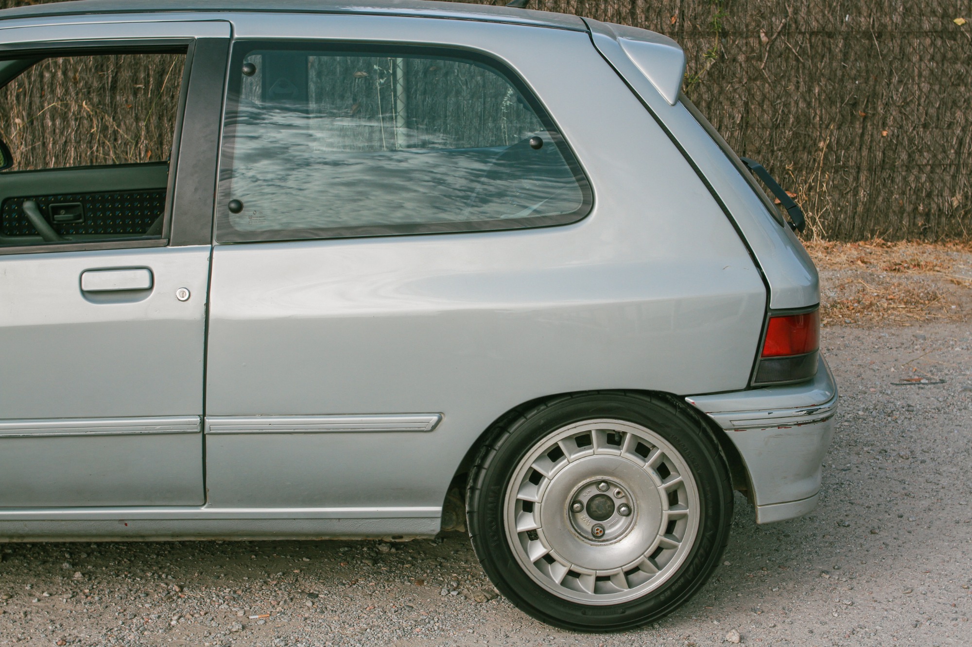 Renault Clio 16v