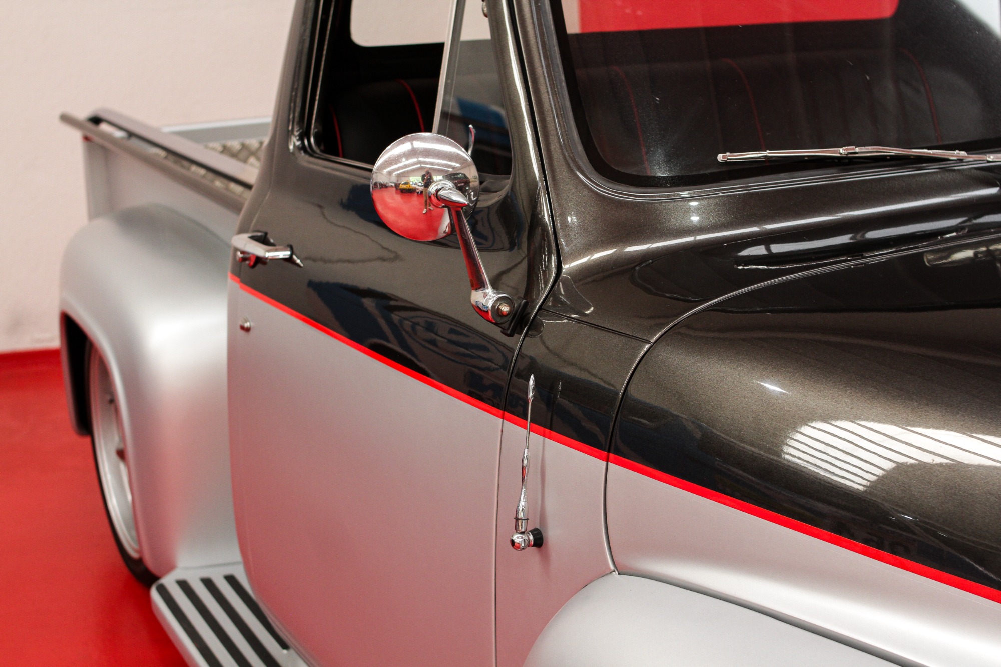 FORD F100
