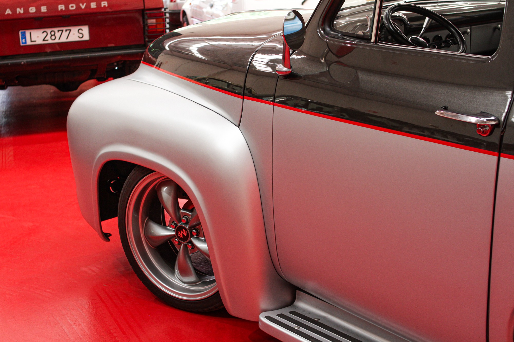 FORD F100