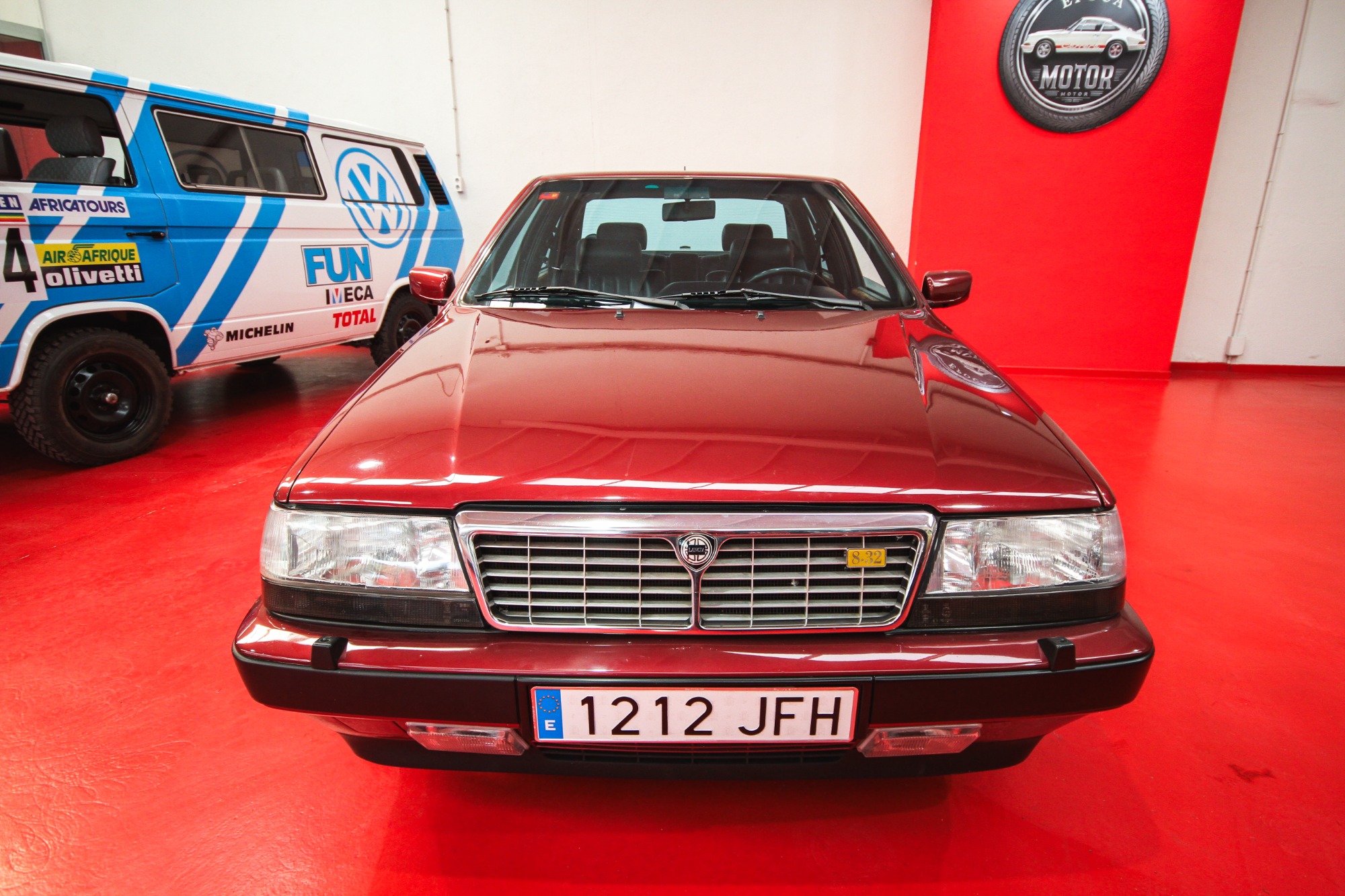 Lancia Thema 8.32