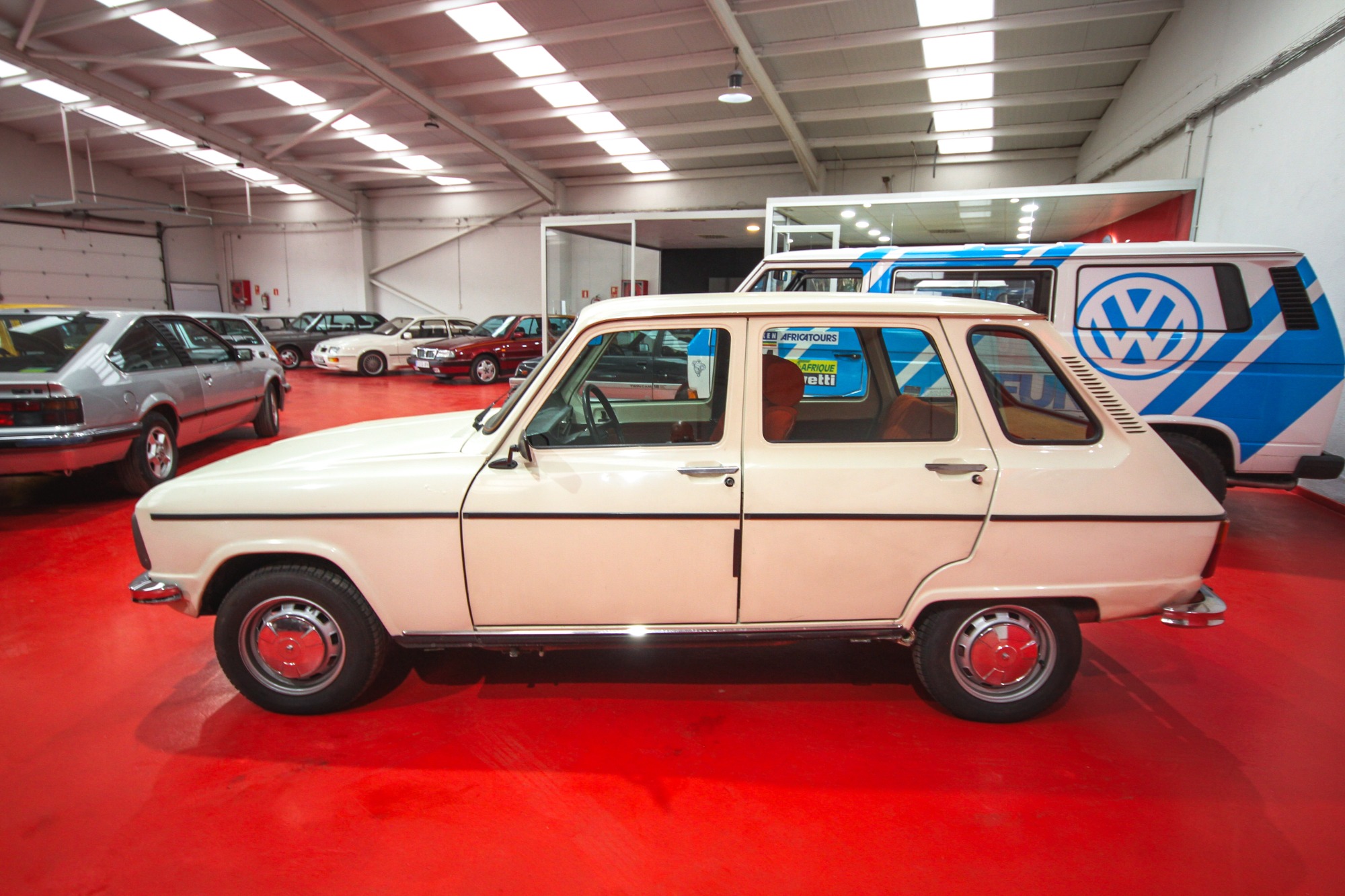 RENAULT R6 GTL
