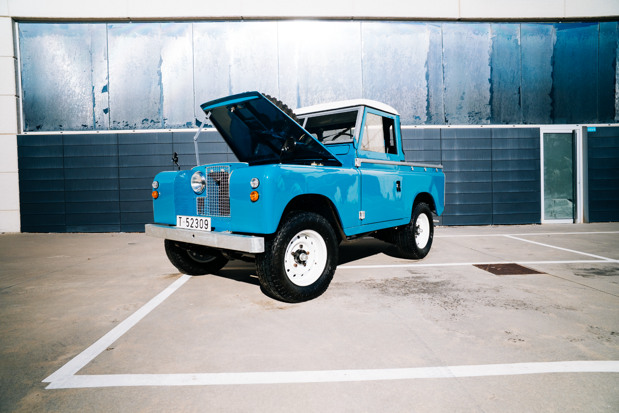 LAND ROVER SANTANA