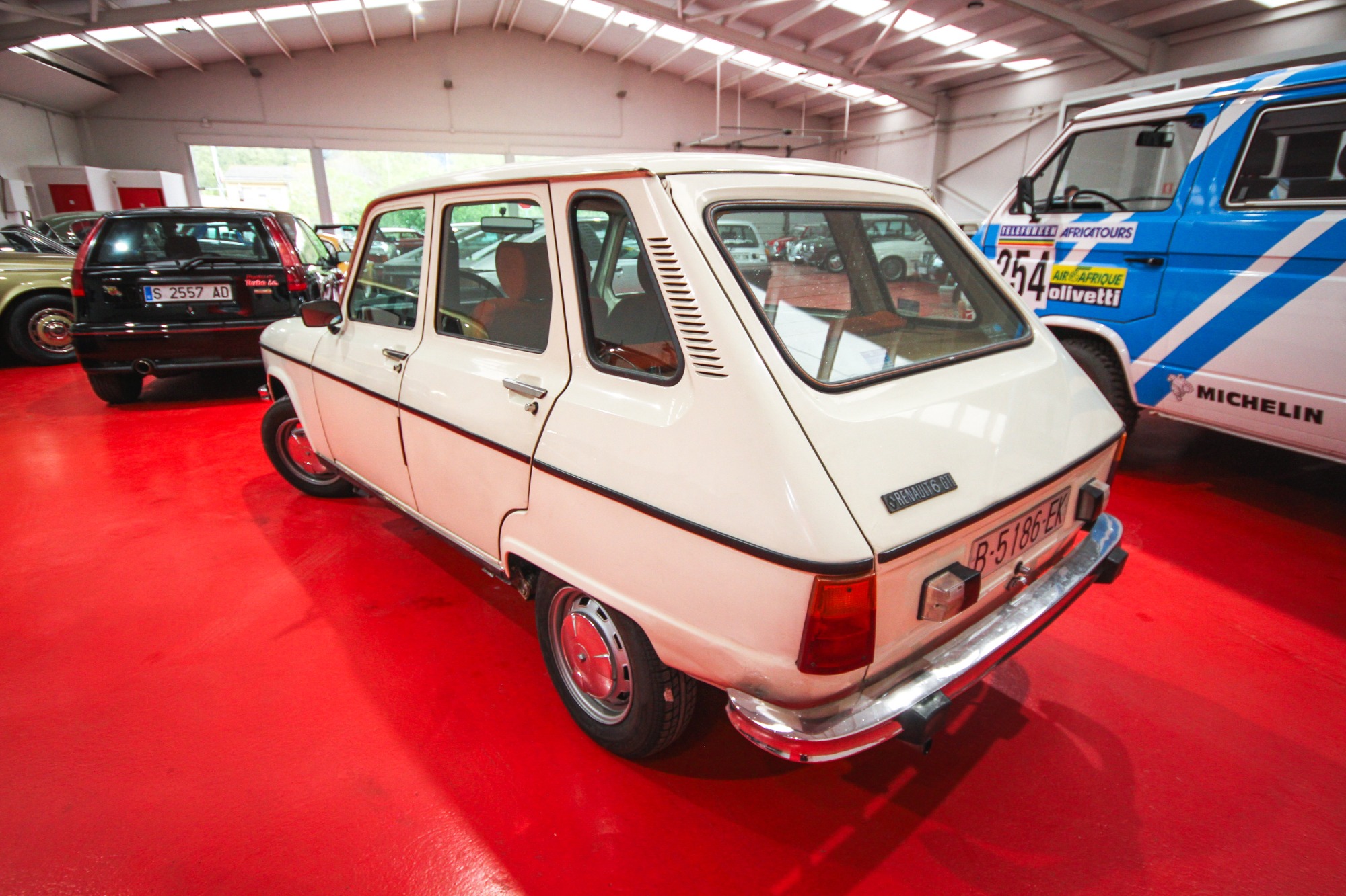 RENAULT R6 GTL
