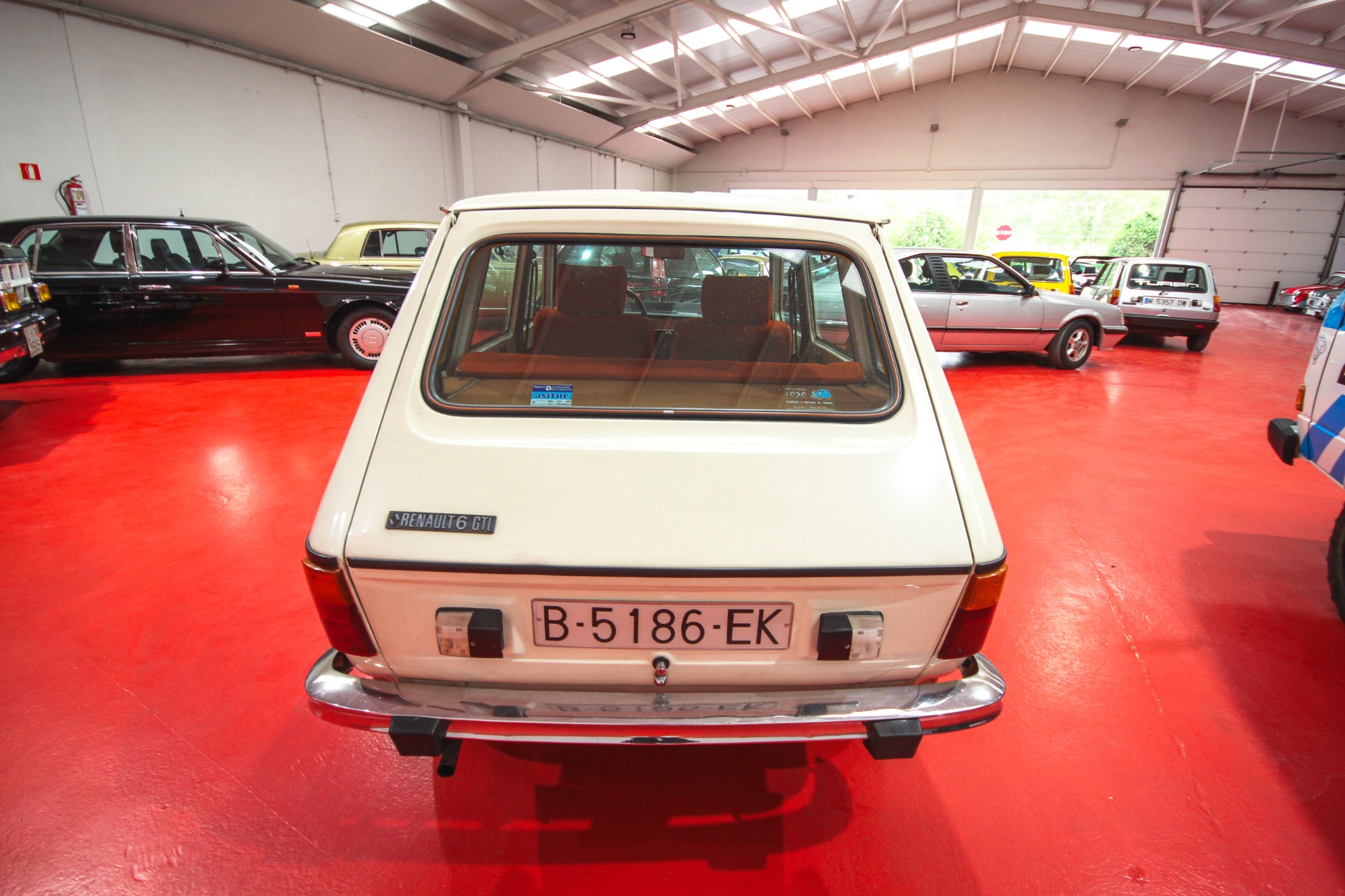 RENAULT R6 GTL