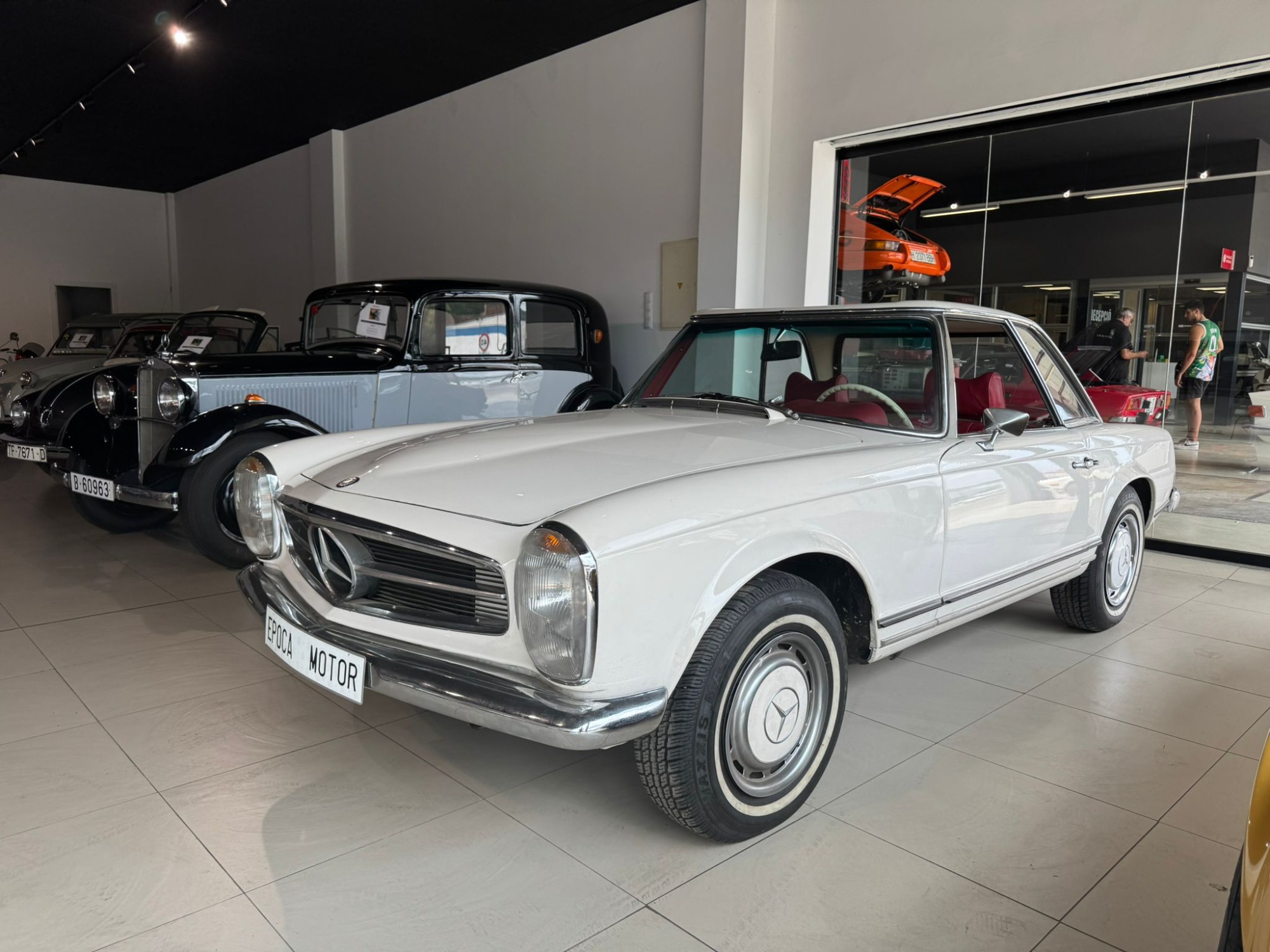 MERCEDES PAGODA 280 SL