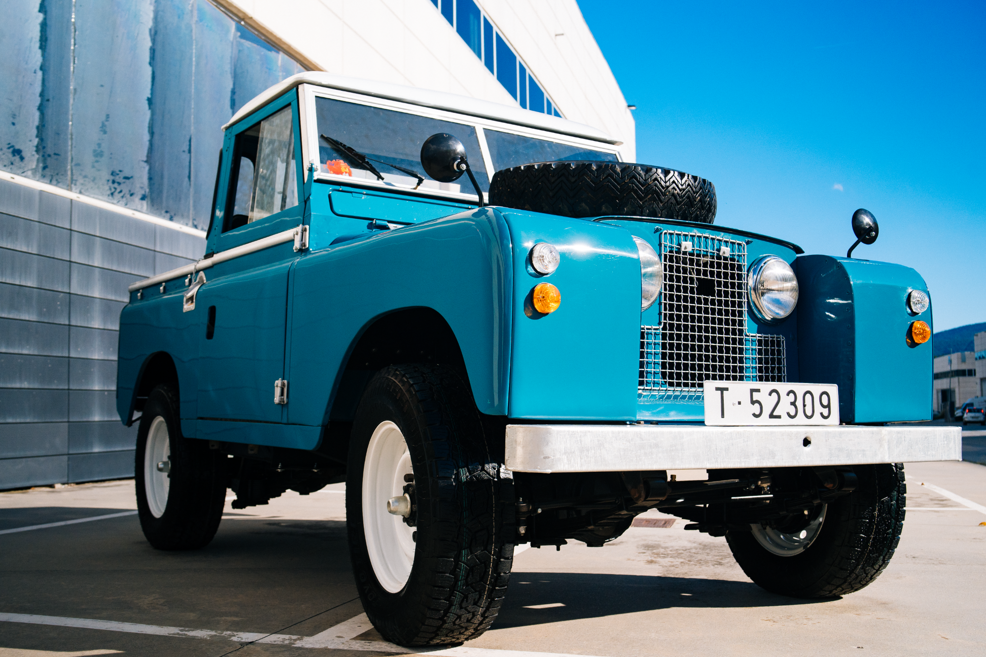 LAND ROVER SANTANA