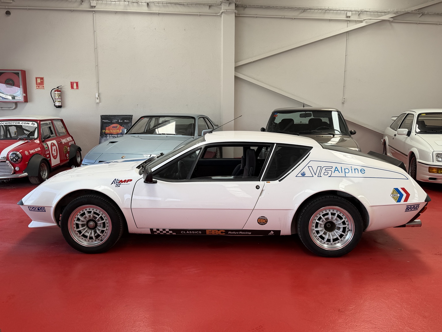 Alpine A310 — vista lateral