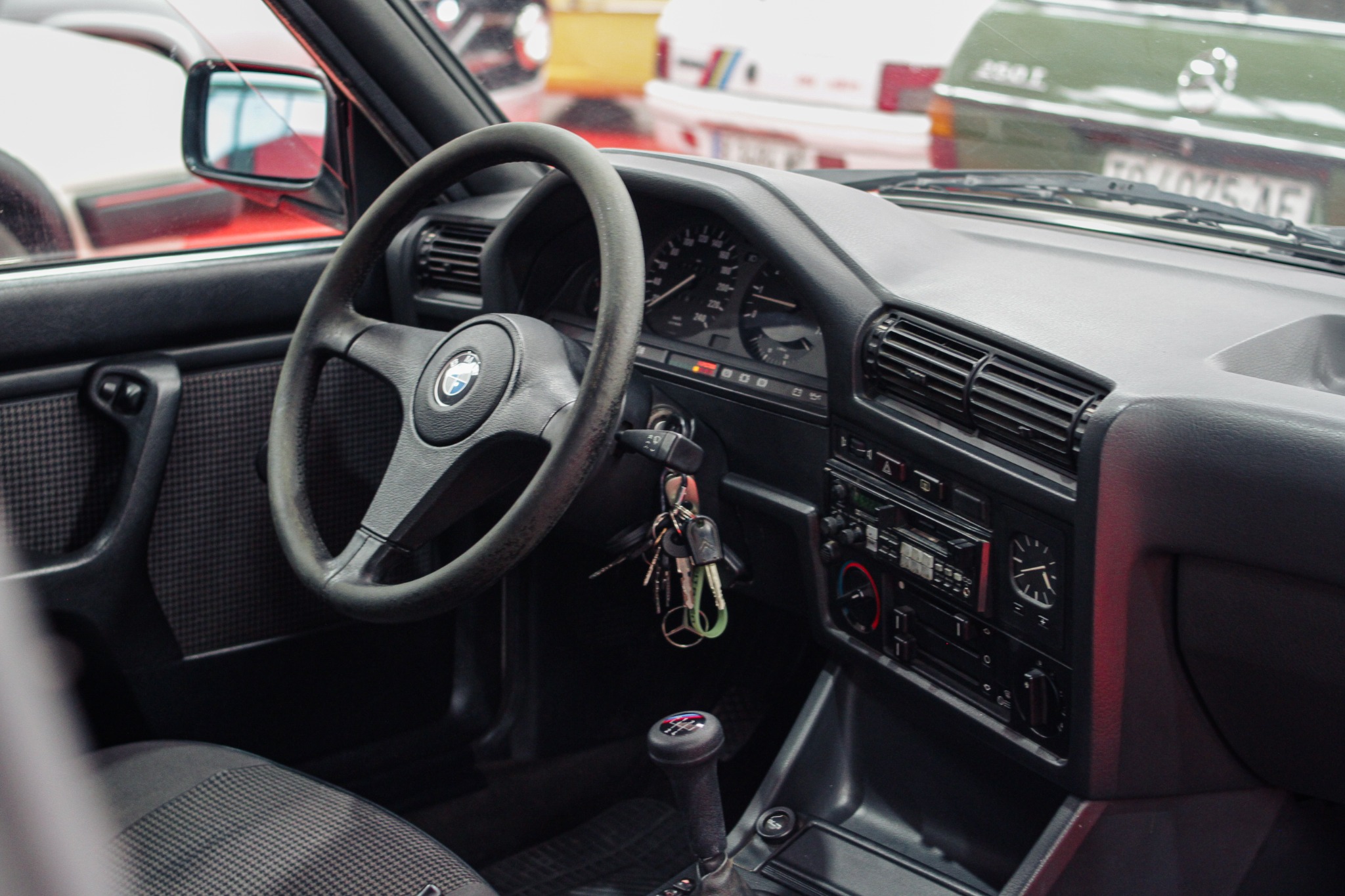 BMW E30 — fotografía 2
