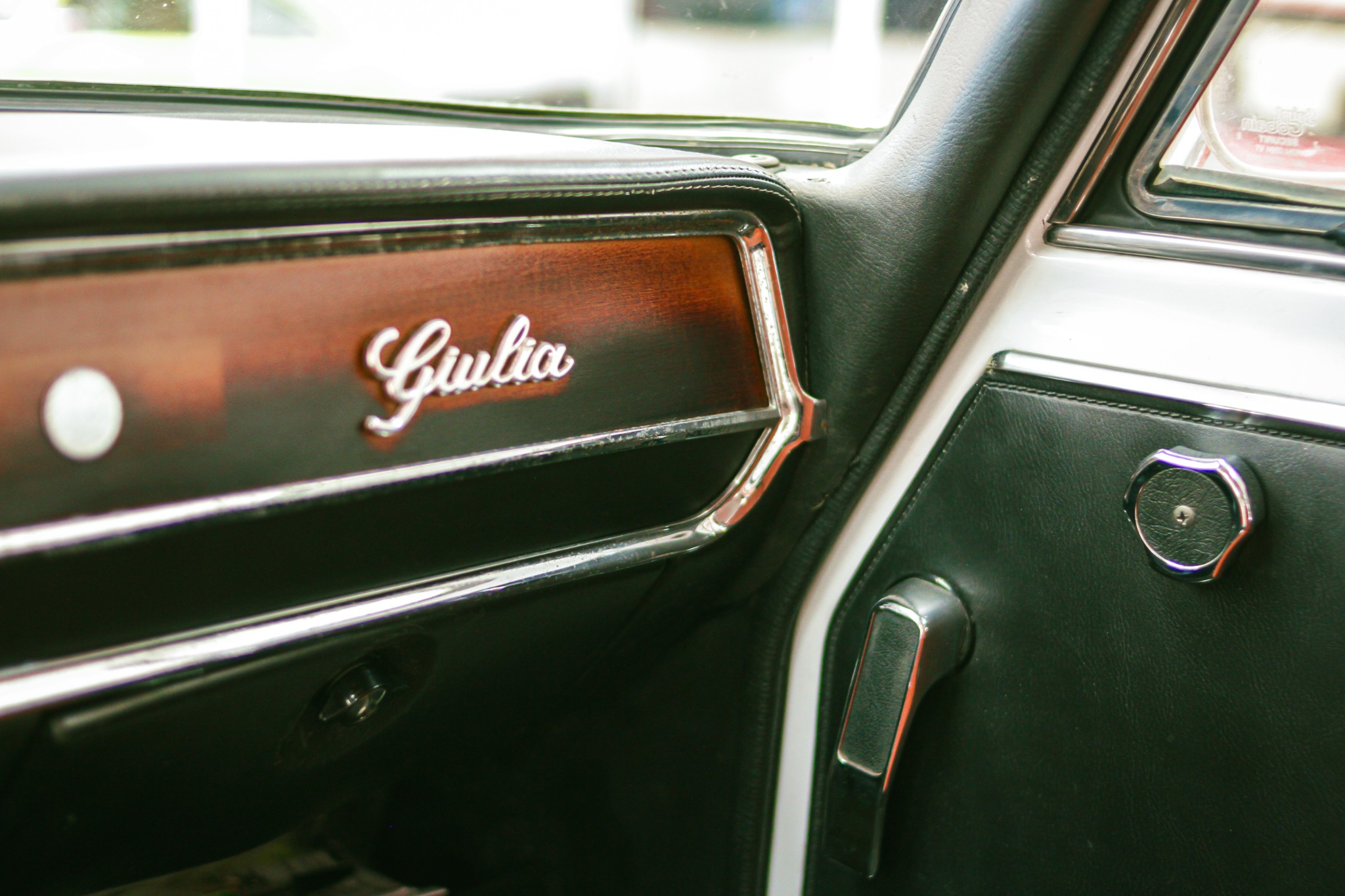Alfa Romeo Giulia — foto de detalle